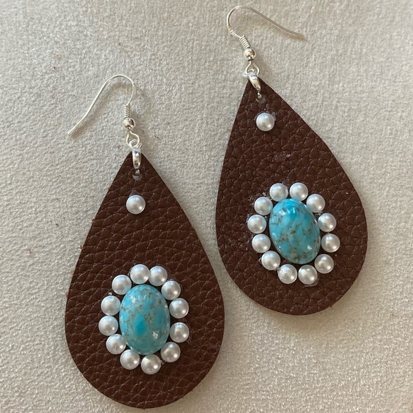 Leather Teardrop Earrings.... - Picture 2 of 5